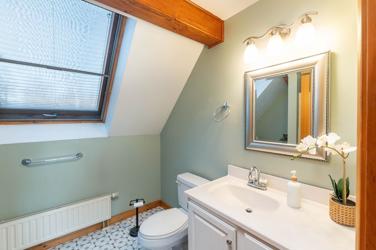 Bathroom at Chateau Worthington