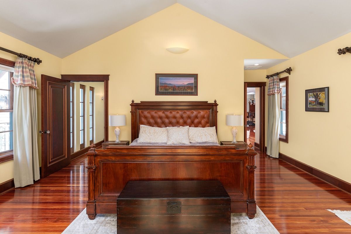 Bedroom at Villa At Bear Creek