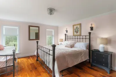 Bedroom at Chateau Worthington