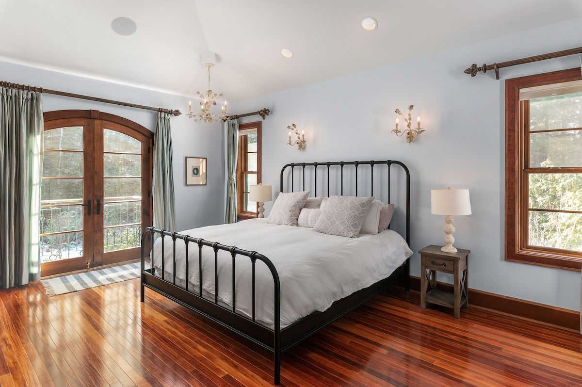 Bedroom at Villa At Bear Creek