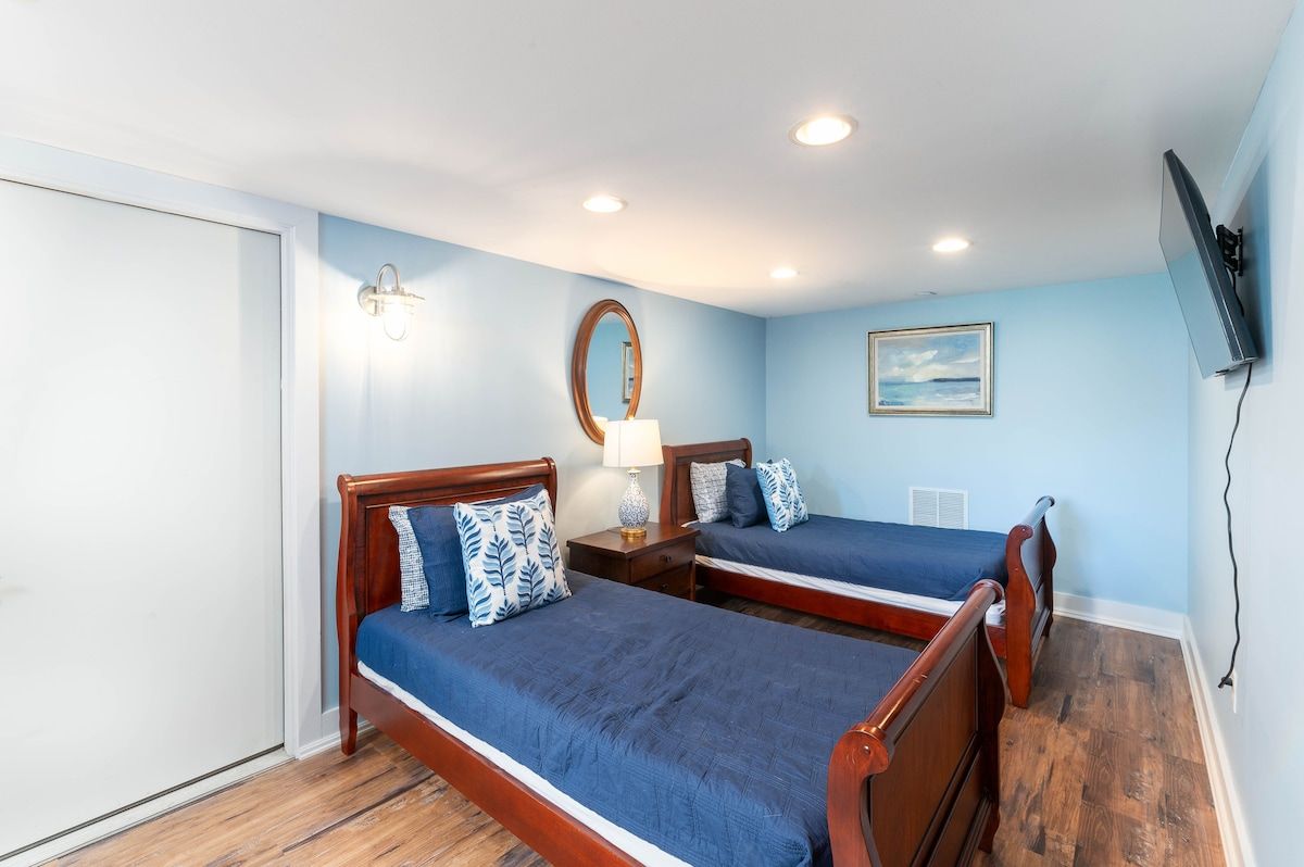 Bedroom at Chateau Worthington