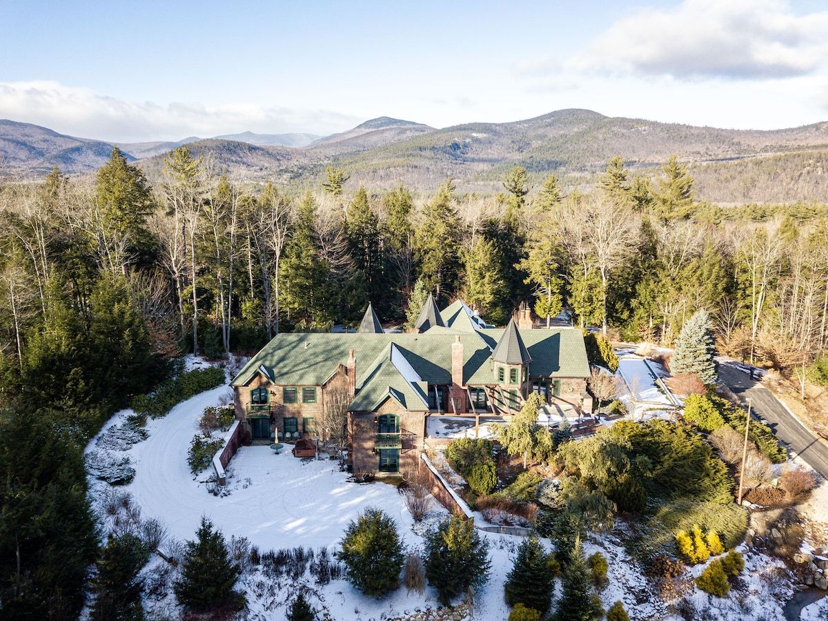 Exterior at Villa At Bear Creek