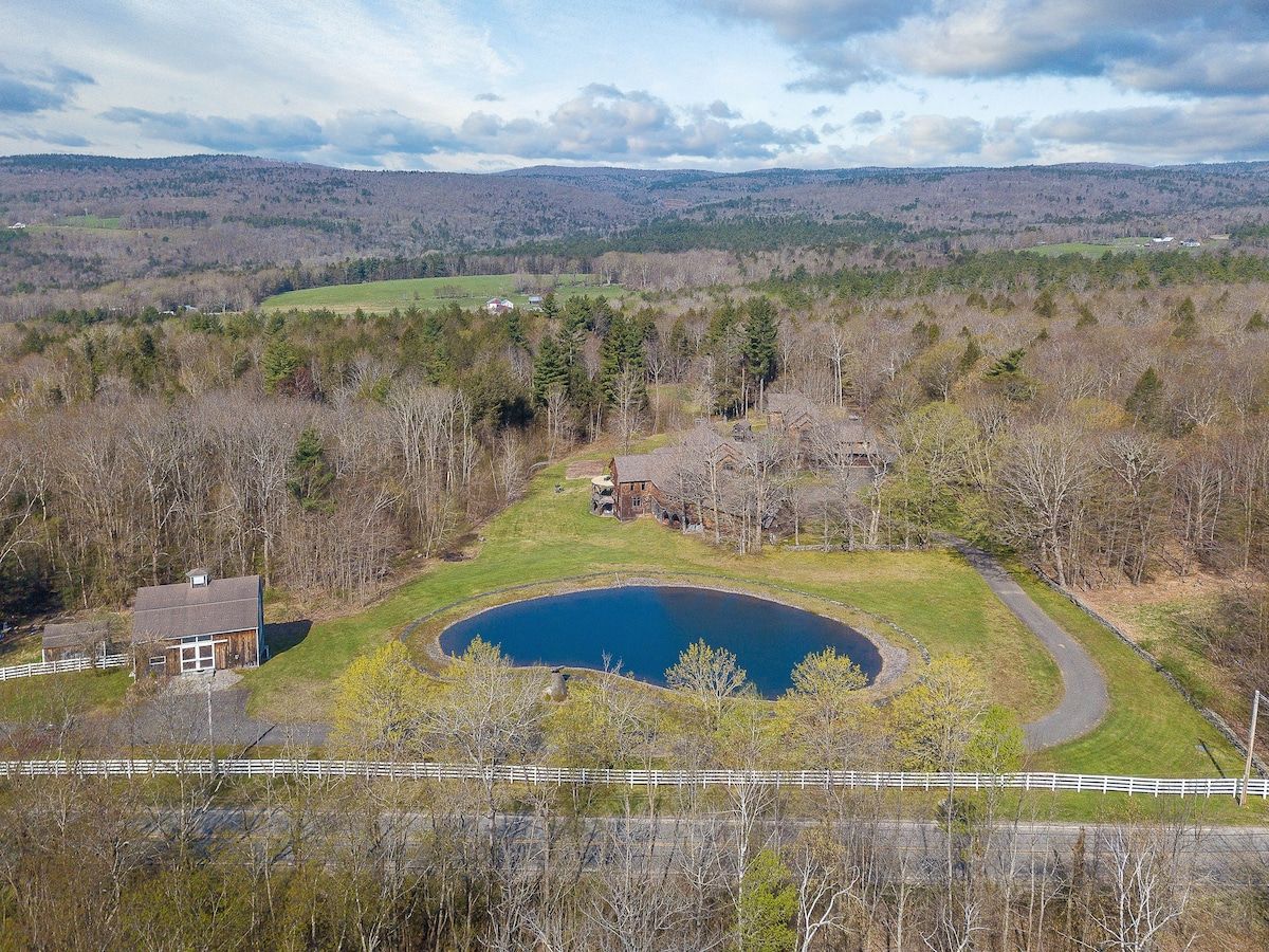 Outdoor at Chateau Worthington