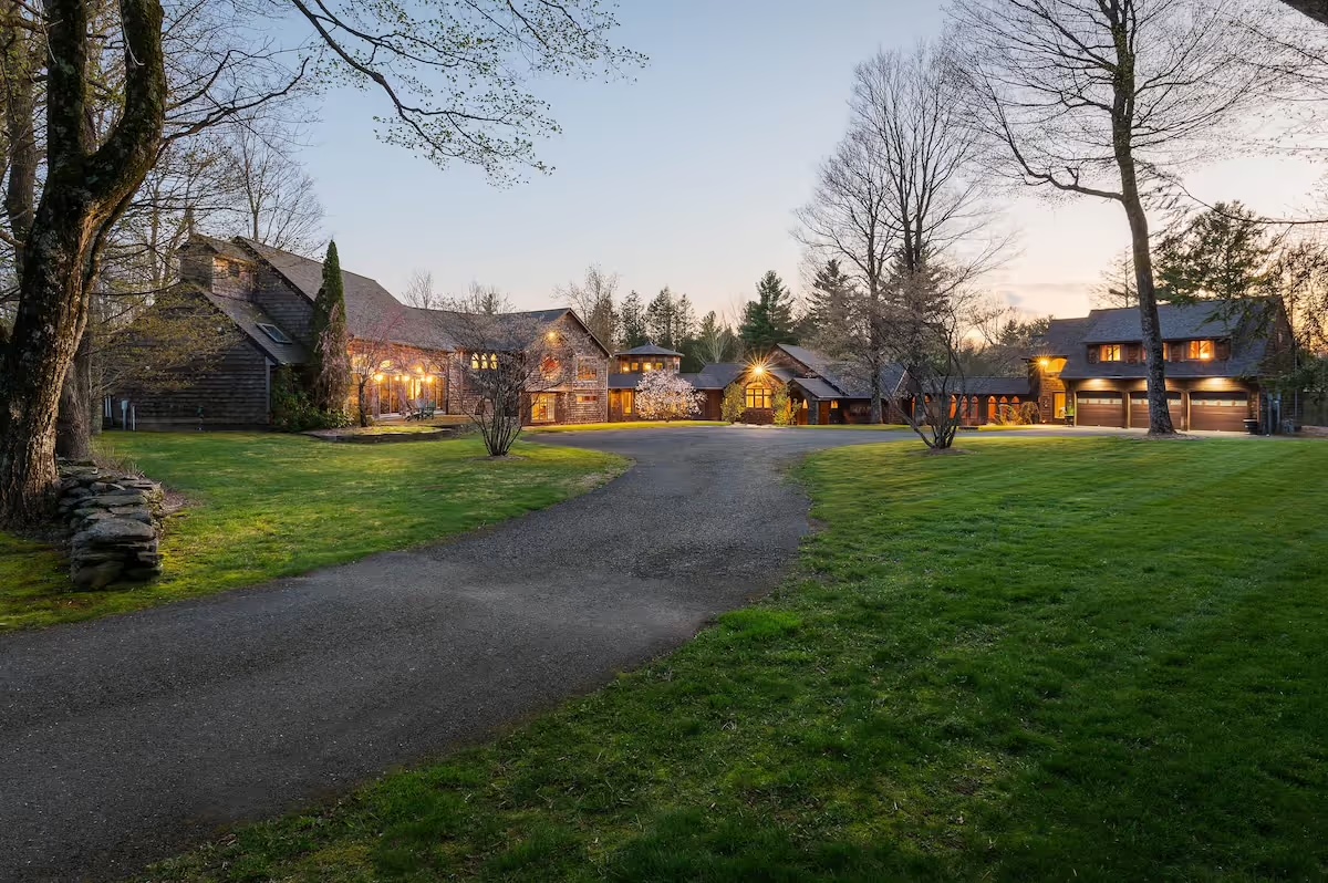 Chateau Worthington — Main House